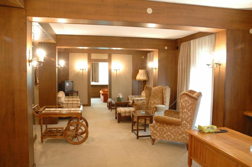 Sumarice Hotell Kragujevac Eksteriør bilde
